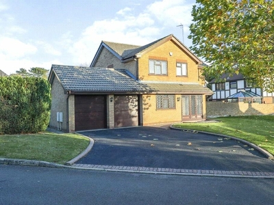4 bedroom detached house for sale in Hampstead Close, Narborough, Leicester, Leicestershire, LE19