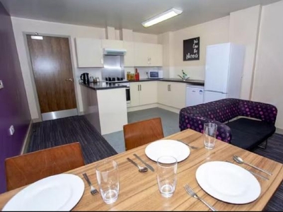 5 Bedroom Apartment Nottingham Leicestershire
