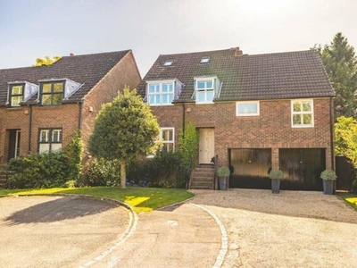 5 Bedroom House Datchet Slough