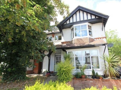 1 Bedroom Apartment For Rent In Surrey