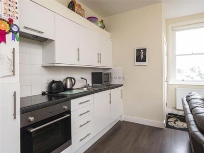 1 Bedroom Flat For Rent In
14 Market Place