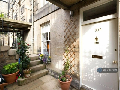 1 bedroom flat for rent in Cumberland Street, Edinburgh, EH3