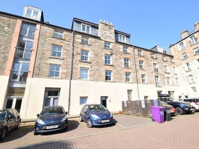1 bedroom flat for rent in Hermand Crescent, Slateford, Edinburgh, EH11
