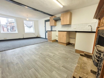 1 bedroom flat for rent in High Street, Sittingbourne, ME10