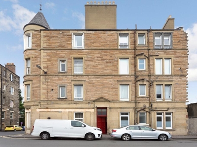1 bedroom flat for rent in Rossie Place, Abbeyhill, Edinburgh, EH7