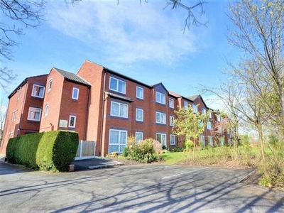 1 Bedroom Flat For Rent In Southport