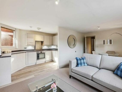 1 Bedroom Flat For Rent In St Paul's Court, London