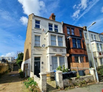 1 Bedroom Flat For Sale In Cliftonville