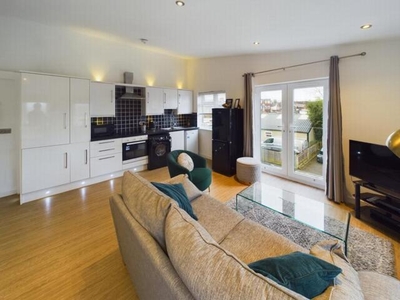 1 Bedroom Flat For Sale In Haywards Heath