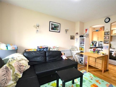 1 Bedroom House For Rent In Mitcham, Merton