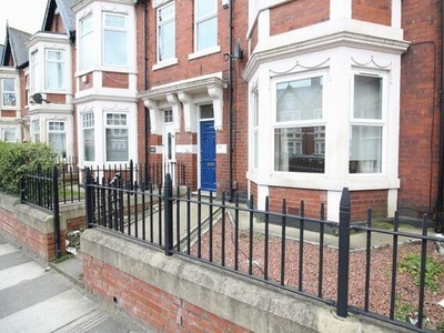 1 Bedroom House Share For Rent In All Bills Included, Wingrove Road