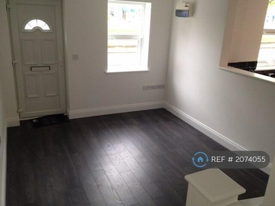 1 Bedroom Semi-detached House For Rent In Great Yarmouth