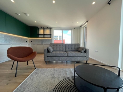 2 bedroom apartment for rent in Curlew House, Hawser Lane, London, E14