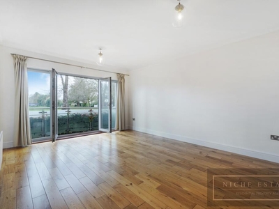 2 bedroom apartment for rent in Hartnell Court, Ballards Lane, London, N3 - SEE 3D VIRTUAL TOUR!, N3