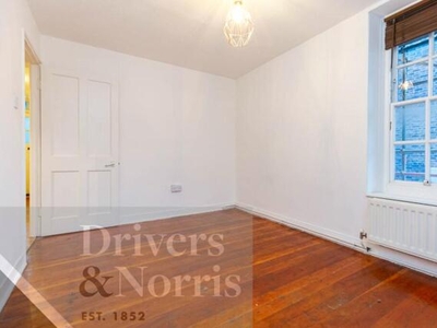 2 Bedroom Apartment For Rent In Holloway, London