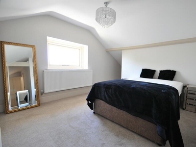 2 bedroom apartment for rent in Western Terrace, The Park, NG7