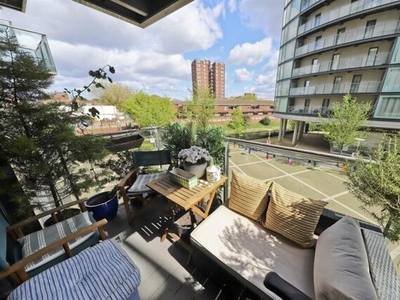 2 Bedroom Apartment For Sale In Hayes