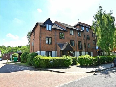 2 Bedroom Apartment For Sale In Purley, Croydon