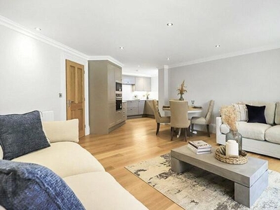 2 Bedroom Apartment For Sale In Salisbury, Wiltshire