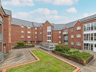 2 Bedroom Apartment For Sale In Warrington, Cheshire