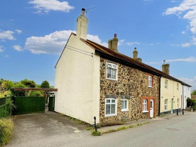 2 Bedroom Cottage For Sale In Bovey Tracey