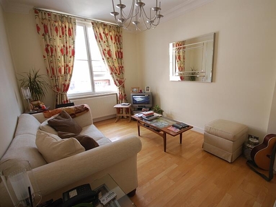 2 bedroom flat for rent in Grove End House, Grove End Road, London NW8