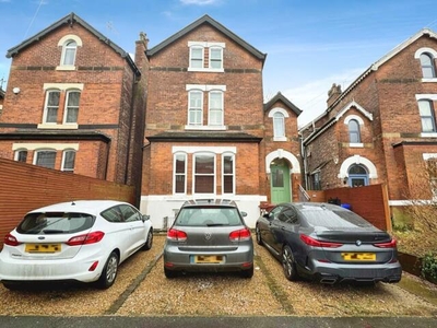 2 Bedroom Flat For Rent In West Didsbury, Manchester