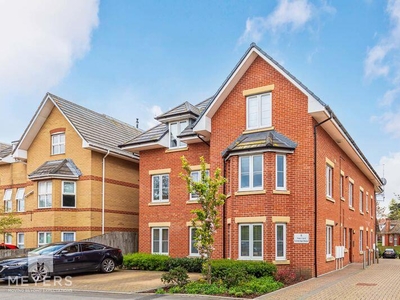 2 bedroom flat for sale in 5 Florence Road, Bournemouth, BH5