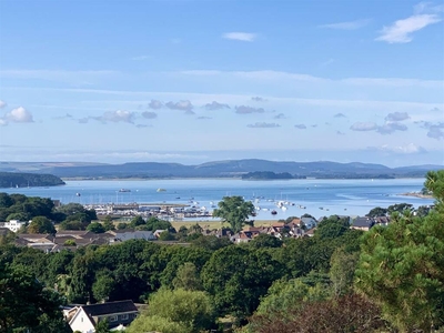 2 bedroom flat for sale in Alton Road, Poole, BH14