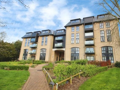 2 Bedroom Flat For Sale In Chelmsford