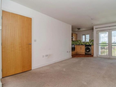2 Bedroom Flat For Sale In Grays, Essex