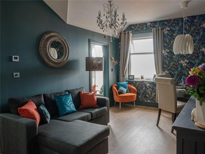 2 Bedroom Flat For Sale In Whitby