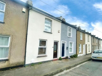 2 Bedroom House For Rent In Gravesend, Kent