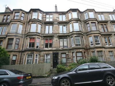 2 bedroom flat for rent in Finlay Drive, Dennistoun, G31