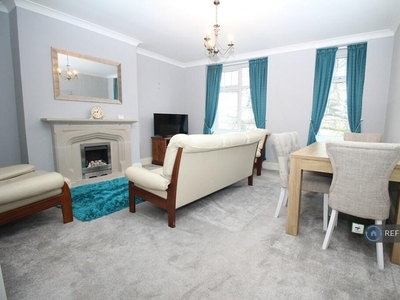 2 bedroom maisonette for rent in Skipton Road, Harrogate, HG1