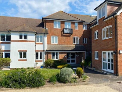 2 Bedroom Retirement Property For Sale In Milford On Sea, Lymington