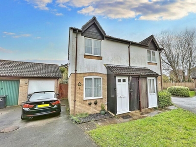 2 bedroom semi-detached house for sale in Castledean, BH7