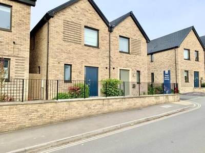 2 Bedroom Semi-detached House For Sale In Caxton Road, Frome