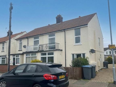 2 Bedroom Semi-detached House For Sale In Felixstowe, Suffolk