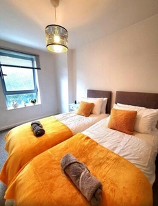 2 Bedroom Serviced Apartment For Rent In Leeds, West Yorkshire