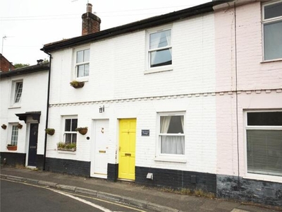 2 Bedroom Terraced House For Rent In Winchester, Hampshire