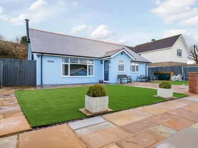 3 Bed Bungalow For Sale in Meadow Croft, Ebbw Vale, NP23 - 5258608