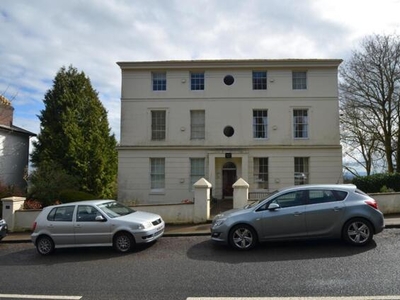 3 Bedroom Apartment For Rent In Malvern, Worcestershire