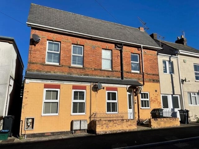 3 Bedroom Apartment For Sale In Yeovil