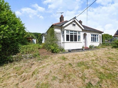 3 Bedroom Bungalow For Sale In Brentwood, Essex