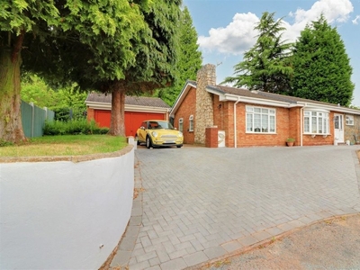 3 bedroom Bungalow for sale in Cannock