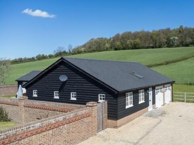 3 Bedroom Detached Bungalow For Sale In Buckinghamshire