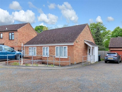 3 bedroom detached bungalow for sale in Maynard Close, Bradwell, MK13