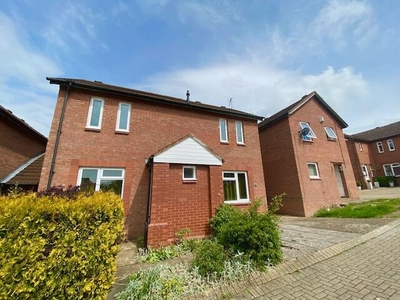 3 Bedroom Detached House For Rent In Two Mile Ash