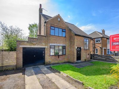 3 bedroom detached house for sale in Kingsley Avenue, Birkenshaw, BD11